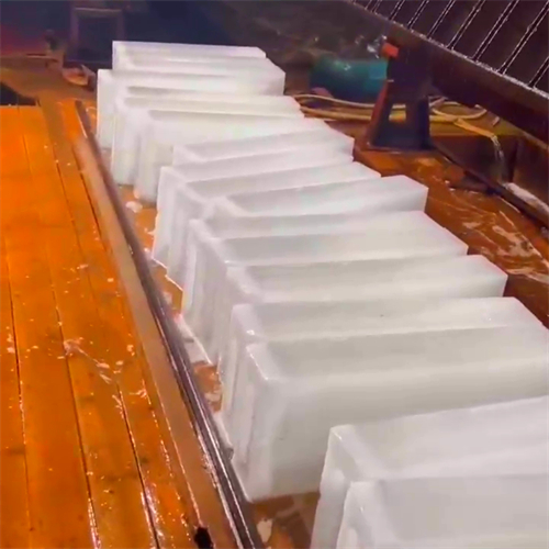 降溫冰塊：炎炎夏日的清涼守護(hù)者